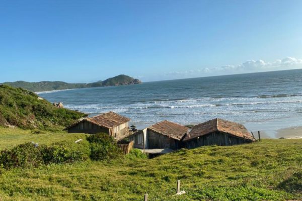 Feriados de 2020 para você aproveitar a Praia do Rosa