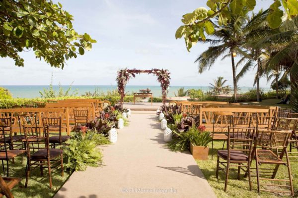 Foi convidado para um casamento na praia? Veja o que vestir